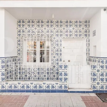 Casa de Férias Charming House With Rooftop Terrace By Rems *