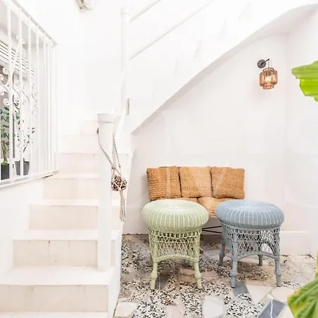 Charming House With Rooftop Terrace By Rems Holiday home *